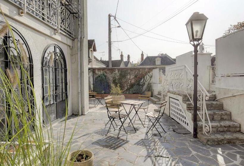 سوییت خانوادگی, Les Chambres Lune