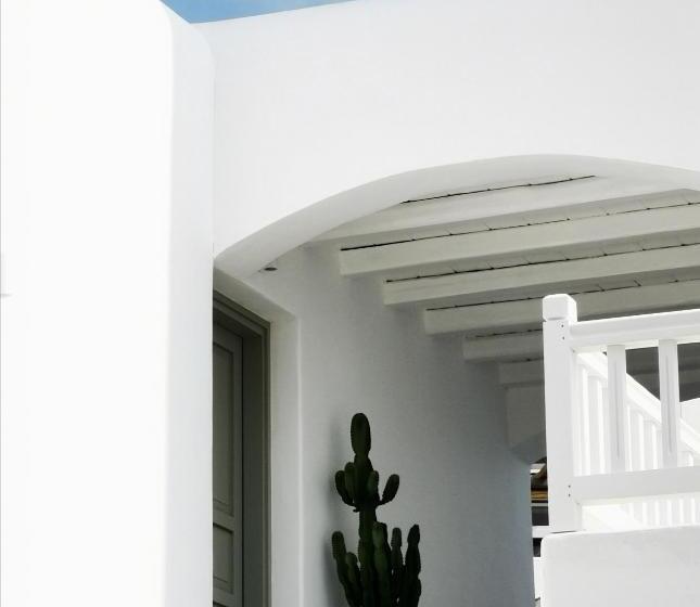 سوئیت جونیور با تراس, Sofos Suites Mykonos