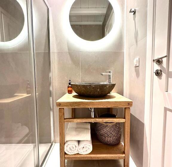سوییت جونیور با بالکن, Sofos Suites Mykonos