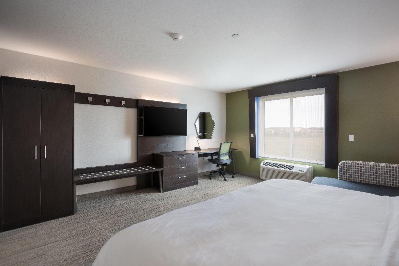 带大床的标准间, Holiday Inn Express & Suites Chicago   Hoffman Estates, An Ihg