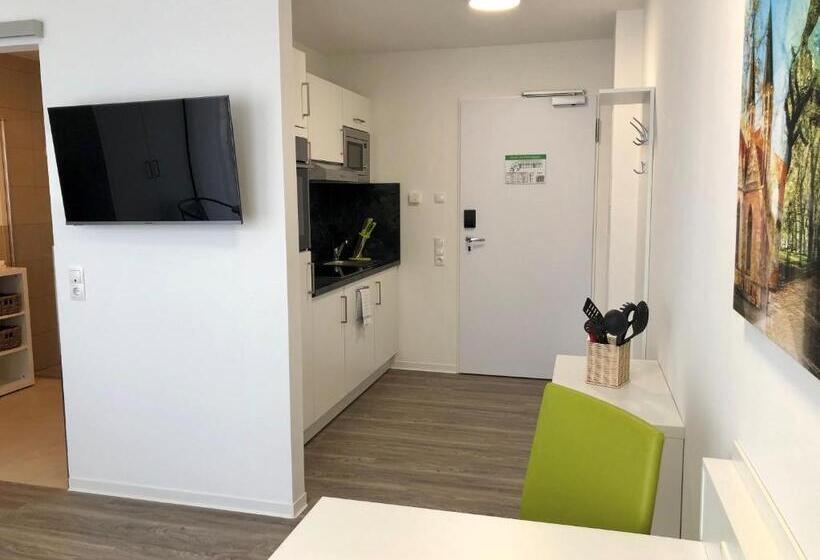 Апартаменты 1 Спальня с Террасой, Adapt Apartments Braunschweig