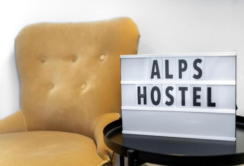 Люкс 2 Спальни, Alps Hostel