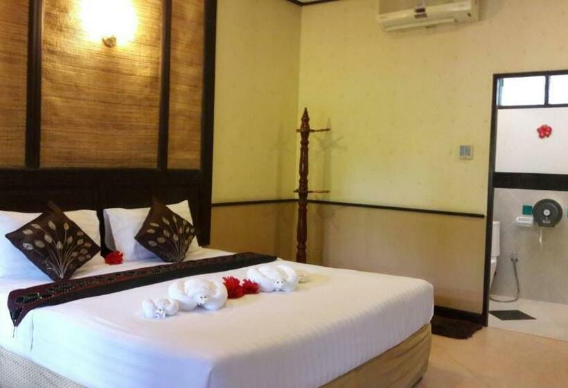 Номер Стандарт Вид на Сад, Penny S Resort