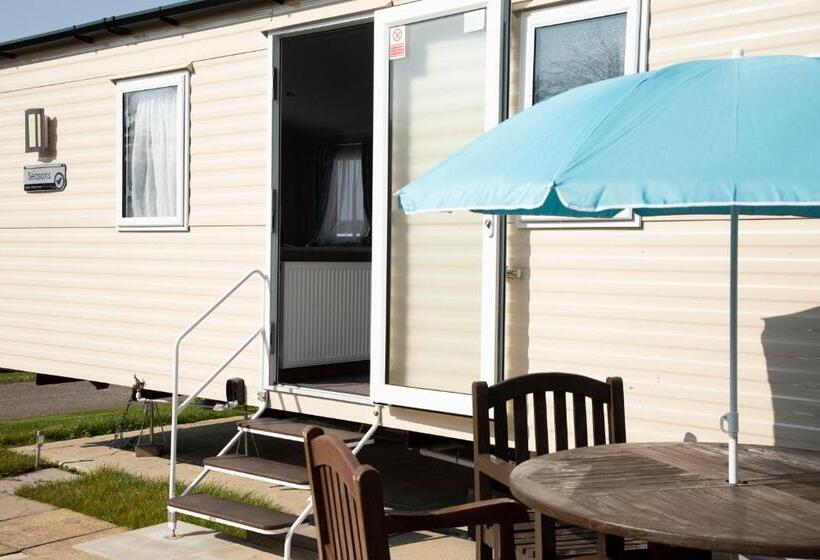اتاق استاندارد, 51 Lytchett Bay View, 3 Bed, Rockley Park Poole