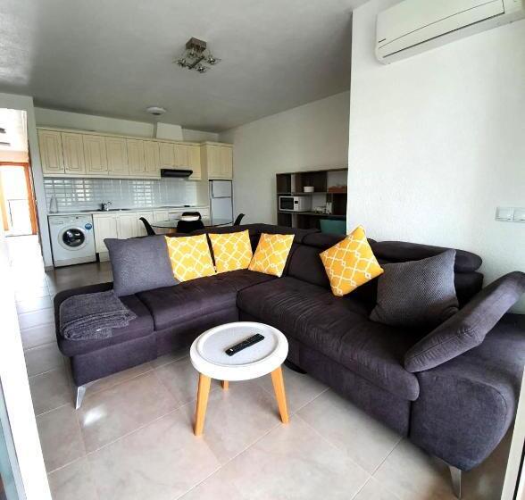 Апартаменты 1 Спальня с Балконом, Front Line           Primera Línea           Apartments In Playa Flamenca