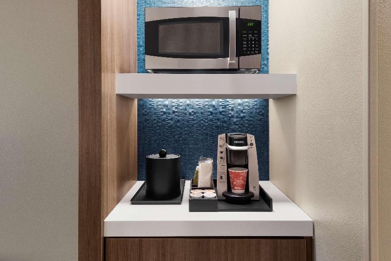 Номер Deluxe Кровать Кинг, Hilton Garden Inn Milwaukee Brookfield Conference Center, Wi