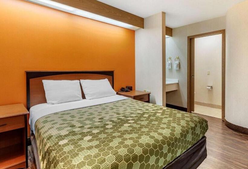 スタンダードルーム, Econo Lodge North Academy