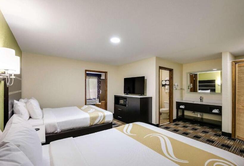 Люкс с гидромассажем, Quality Inn & Suites Mt Chalet