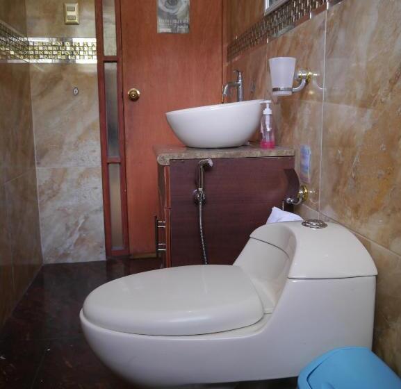 Номер Deluxe, Namaste House