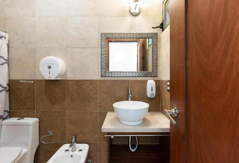 スイート, Capital O Hotel Vitale