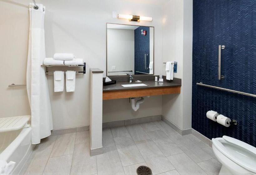 スタンダードルーム, Fairfield Inn & Suites Morganton Historic Downtown