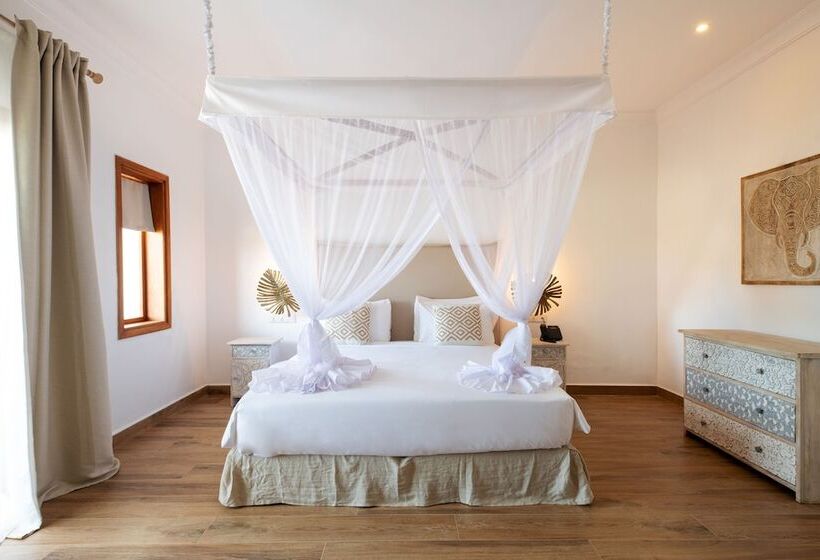 اتاق لوکس با چشم‌انداز دریا, Amani Boutique Hotel   Small Luxury Hotels Of The World