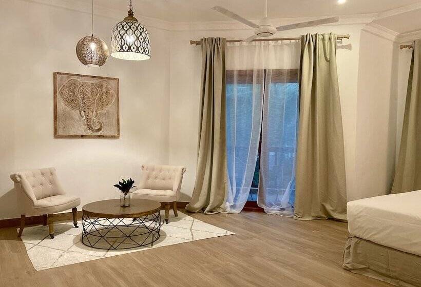 اتاق لوکس با چشم‌انداز دریا, Amani Boutique Hotel   Small Luxury Hotels Of The World