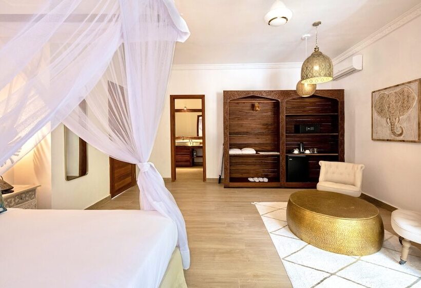 اتاق لوکس با چشم‌انداز دریا, Amani Boutique Hotel   Small Luxury Hotels Of The World