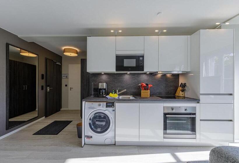 Апартаменты 2 Спальни, Apartmentanlage Zwei Wasser  Strandhaus