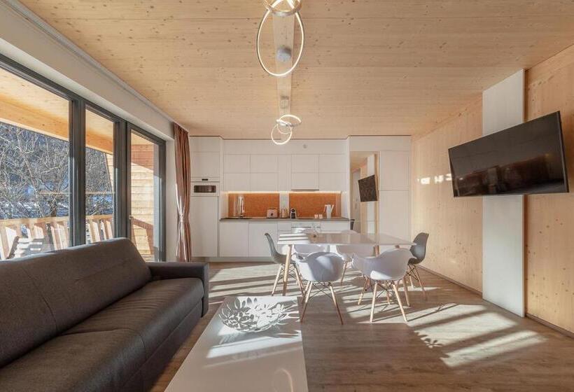 Апартаменты Deluxe 1 Спальня, Artmur Apartment