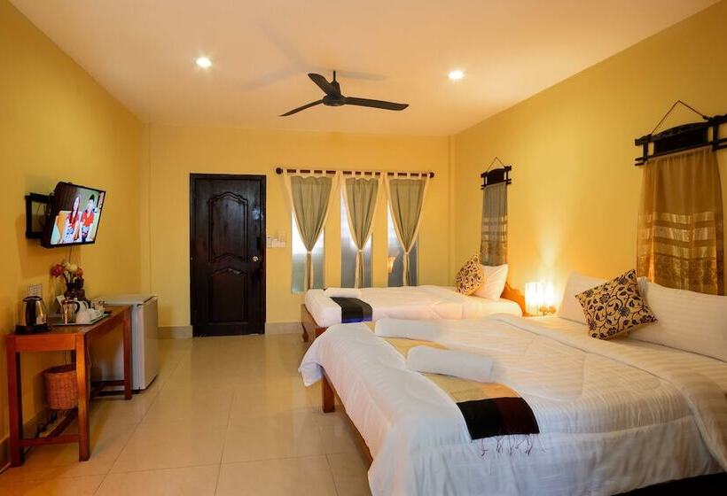 高级三人间, River Retreat Boutique