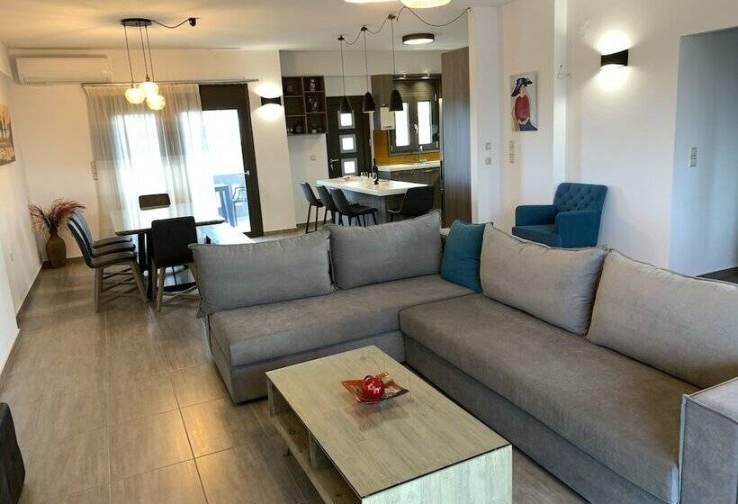 Дом 3 Спальни, Angela S Sea View 3 Bd House