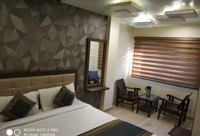 اتاق لوکس, Aadesh Palace