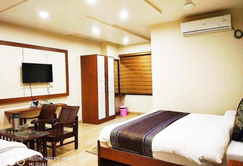 اتاق لوکس, Aadesh Palace