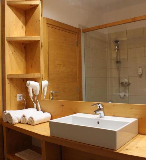 Номер Стандарт Вид на Горы, Monte Cervo Bio Hotel & Spa