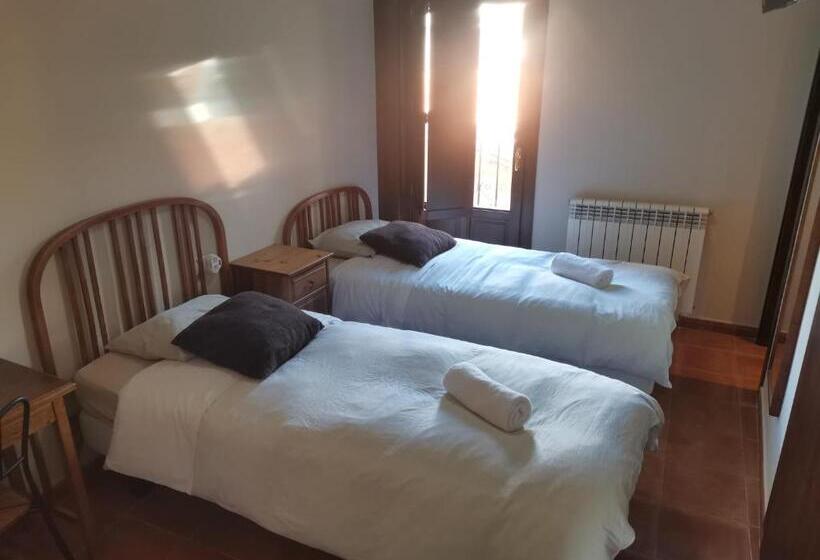 غرفة قياسية, Posada De Cabra