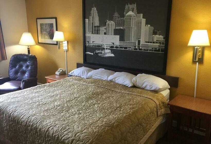 Номер Стандарт Адаптированный для Инвалидов, Super 8 By Wyndham Canton/livonia Area