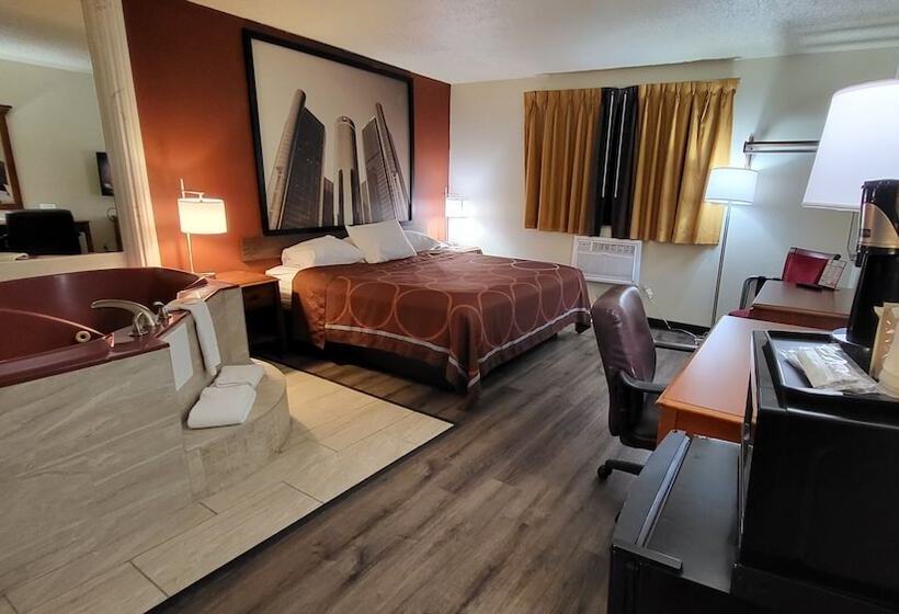 Студия Deluxe, Super 8 By Wyndham Canton/livonia Area