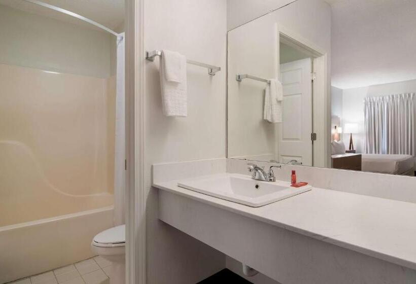 스위트 킹사이즈 침대, Surestay Hotel By Best Western Helen Downtown