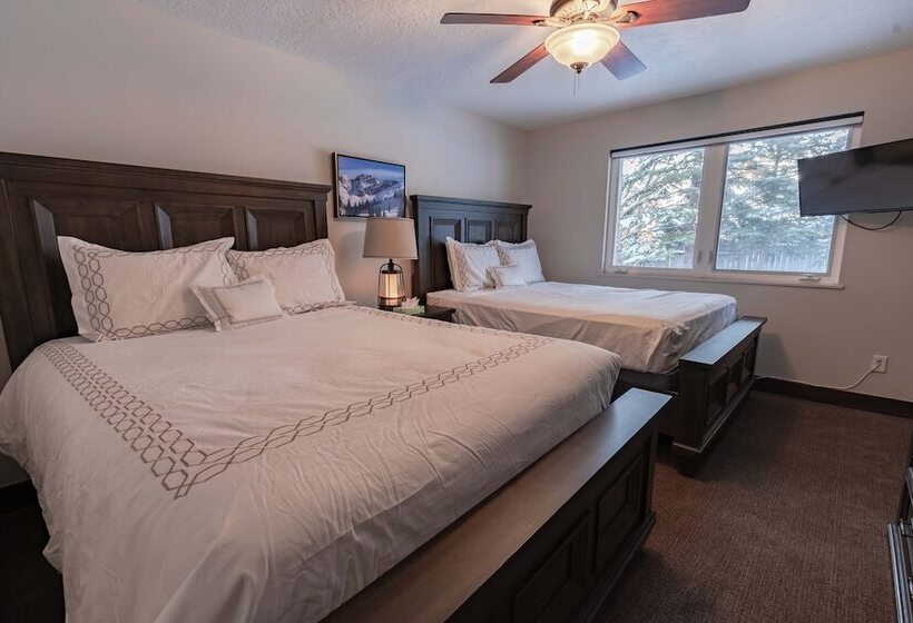 Апартаменты 2 Спальни, Treasure Mountain Inn