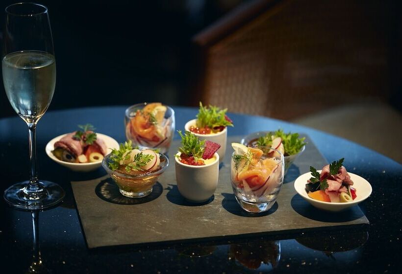 غرفة كلوب, Hyatt Regency Yokohama