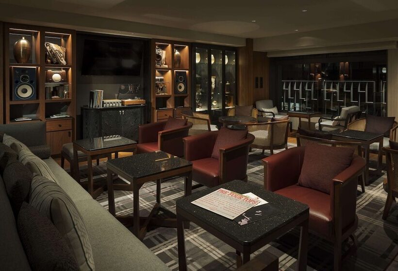 جناح, Hyatt Regency Yokohama