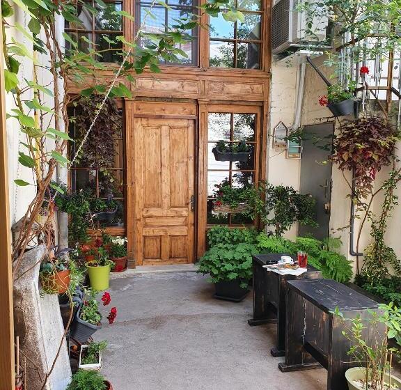 اتاق استاندارد یک نفره, Boutique Guest House Yes For You