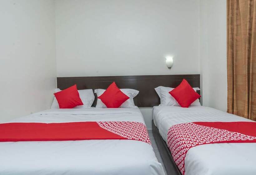 Трехместный Номер Superior, Fully Hotel Desa Tebrau