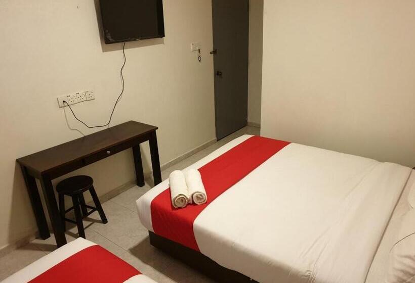 Трехместный Номер Superior, Fully Hotel Desa Tebrau