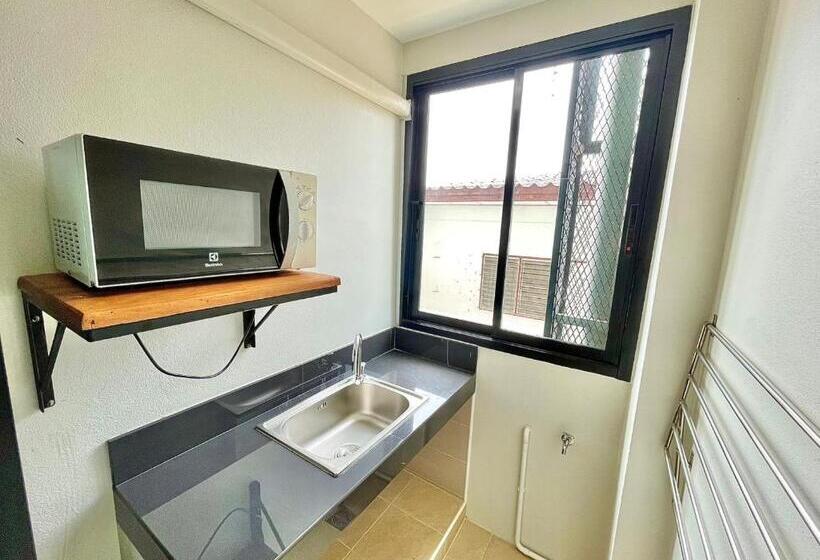 اتاق لوکس, The Gun Hotel Premium