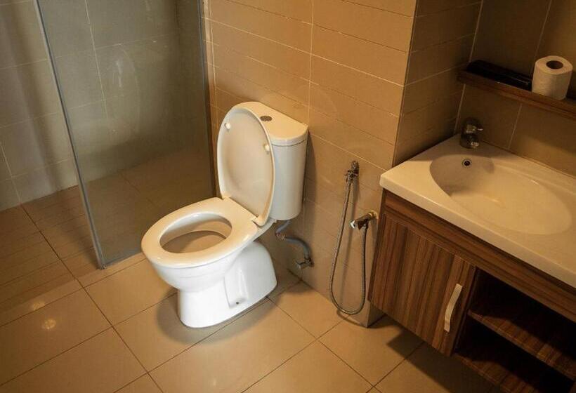 Номер Deluxe, Bangi Perdana
