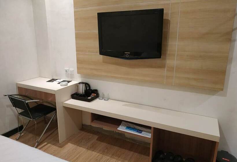 스탠다드 스튜디오, 88 Banjarmasin By Wh