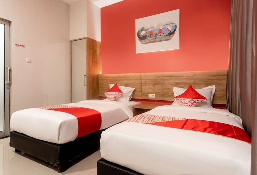Номер Deluxe, Oyo 3159 Festive Inn
