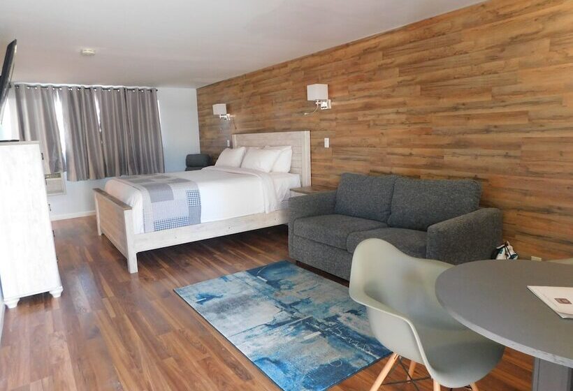 패밀리 스튜디오, Silver Ridge Lodge