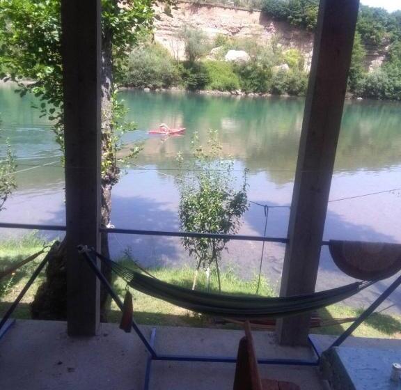 آپارتمان 3 خوابه, Prenoćište Na Drini Foča