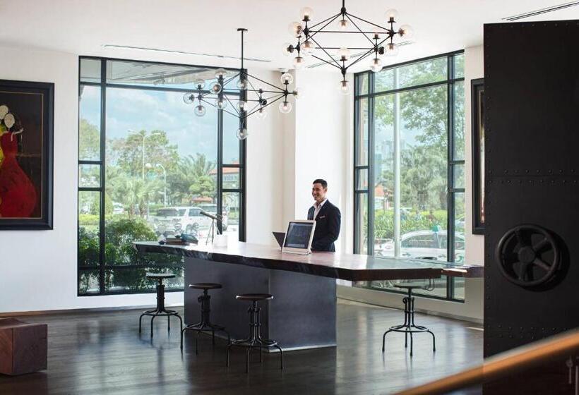 سوئیت اجرایی با تخت کینگ, Renaissance Riverside Hotel Saigon