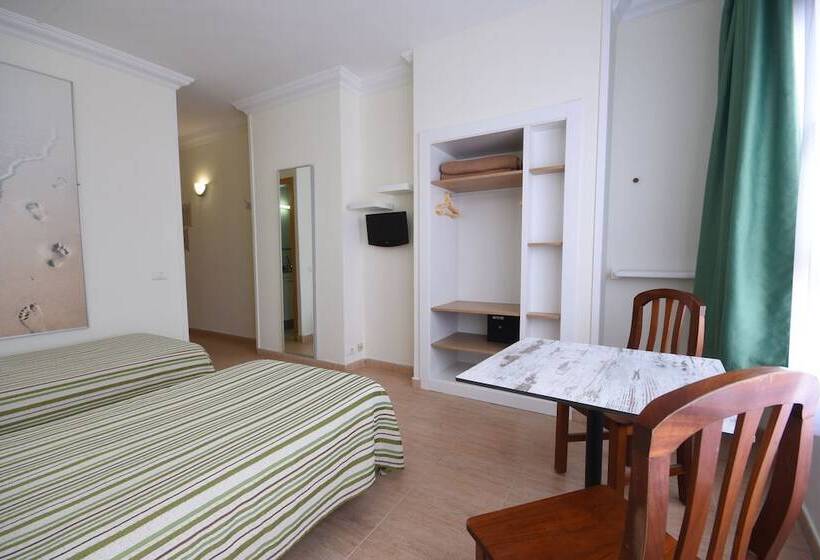 スタンダードスタジオ, Apartamentos Tinoca