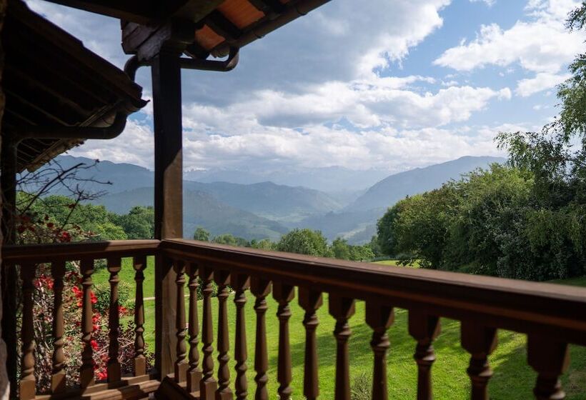 سوییت جونیور, La Montaña Mágica Hotel Rural