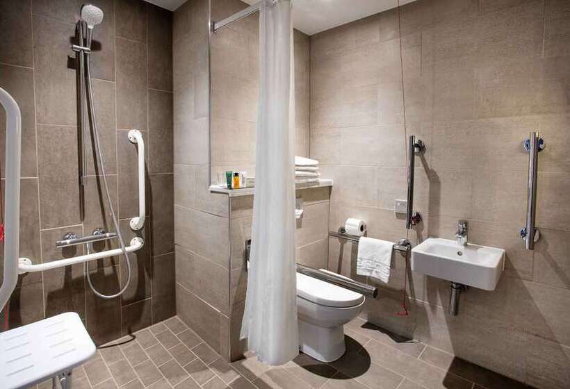Номер Стандарт Адаптированный для Инвалидов, Hilton Edinburgh Carlton