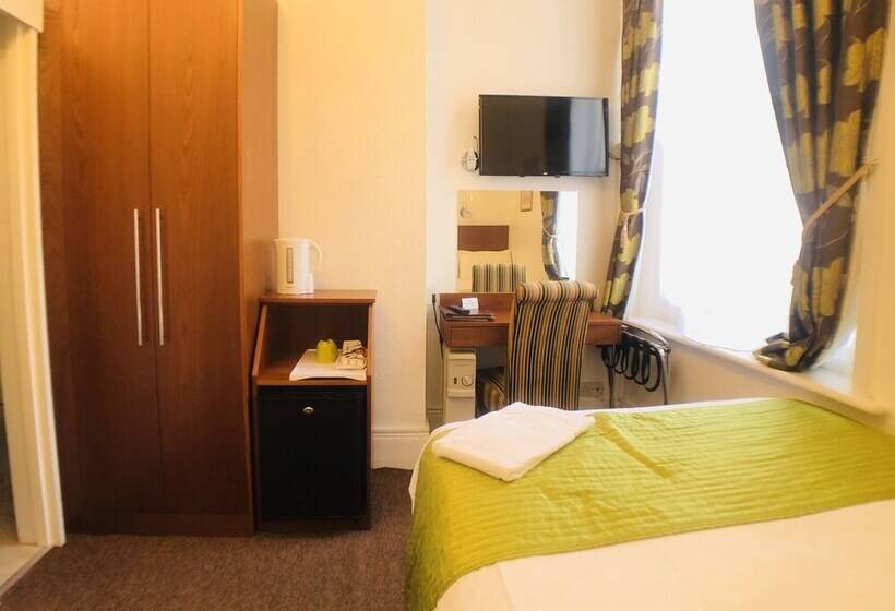Номер Стандарт Индивидуальный, Ilfracombe House Hotel   Near Cliffs Pavilion