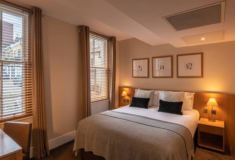 标准间, The Resident Kensington