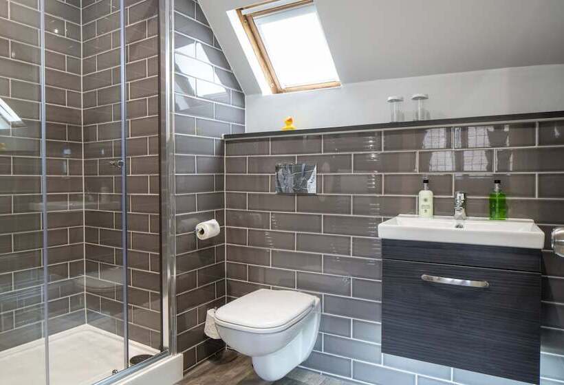 Номер Deluxe, The Tudor House Hotel, Tewkesbury, Gloucestershire
