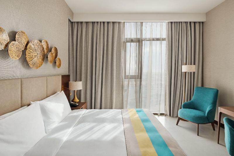 Стандартный Номер Кровать Кинг, Holiday Inn Dubai Al Maktoum Airport, An Ihg