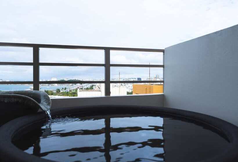 Номер Executive, Sansui Naha　ryukyu Hot Spring Naminoueyu